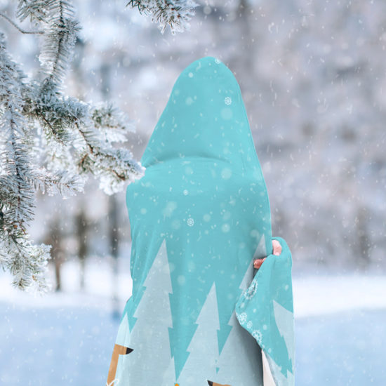 winter-hooded-blanket-mockup-2
